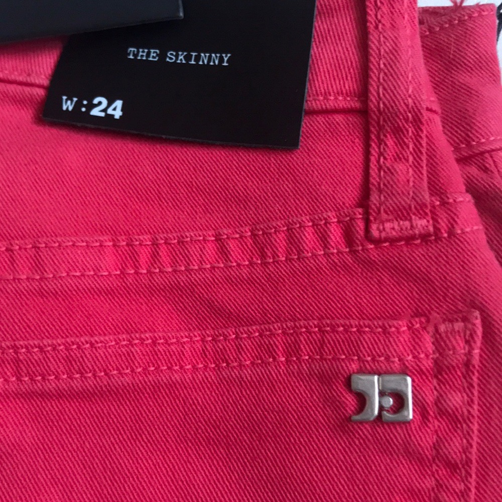 Joe’s skinny pink jeans 👖 - Picture 3 of 3